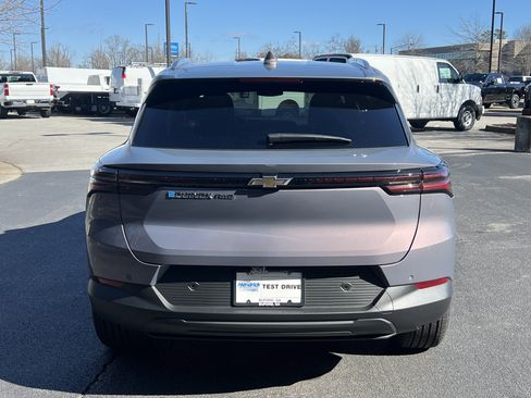 New 2026 Chevrolet Equinox EV LT image 8