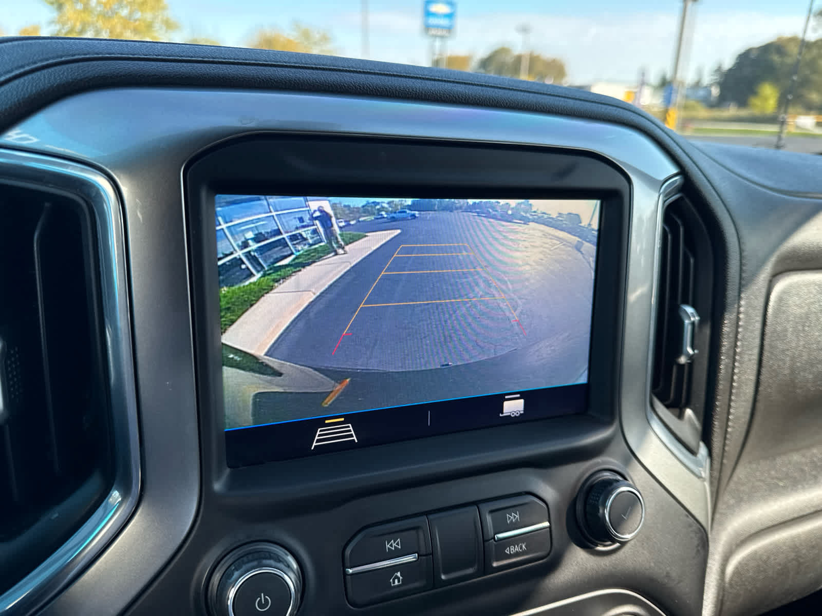Certified 2021 Chevrolet Silverado 1500 RST w/ Z71 Off-Road Package AWD/4WD image 24