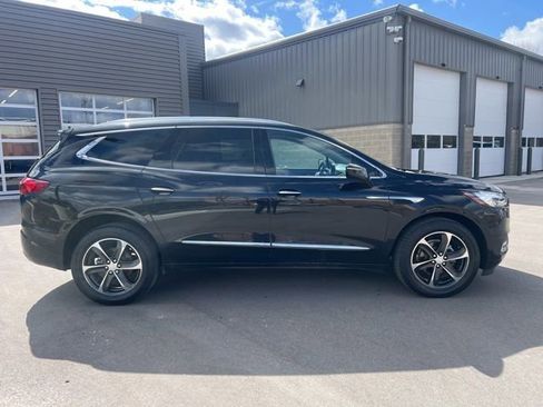 Used 2020 Buick Enclave Essence w/ Sport Touring Edition AWD/4WD image 4