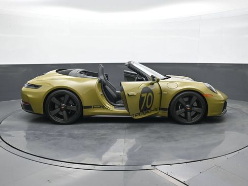 Certified 2026 Porsche 911 Carrera GTS RWD image 30