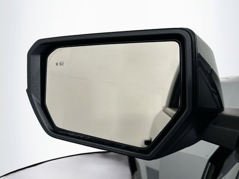 Used 2023 Chevrolet Colorado LT w/ LT Convenience Package image 16