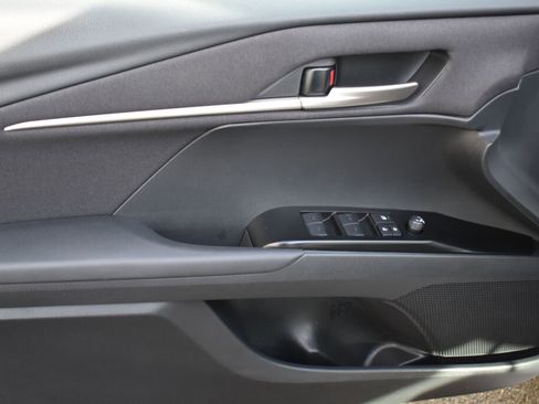 Certified 2025 Toyota Camry LE image 17