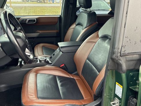 Used 2022 Ford Bronco Outer Banks image 3