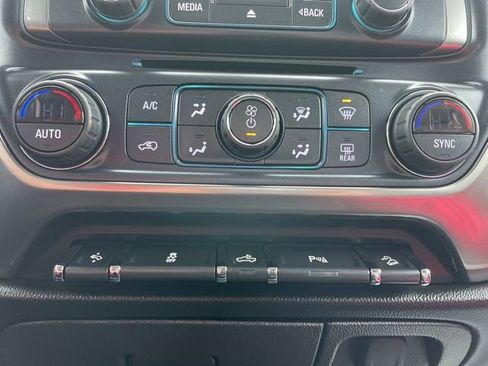 Used 2018 Chevrolet Silverado 1500 LT w/ All Star Edition image 18