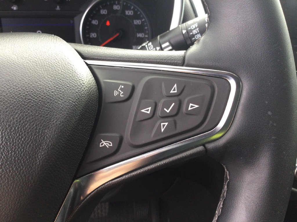 Used 2024 Chevrolet Equinox Premier FWD image 21