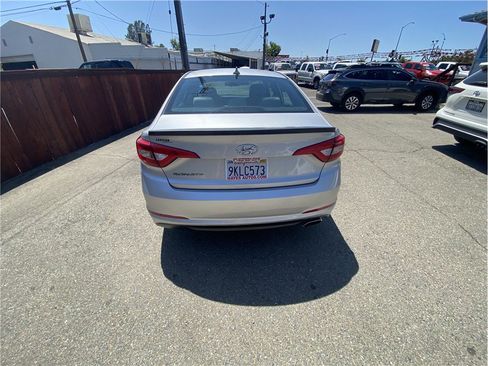 Used 2017 Hyundai Sonata SE image 6