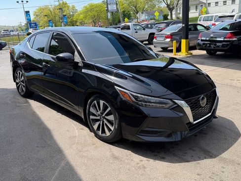 Used 2020 Nissan Sentra SV w/ SV Premium Package FWD image 7