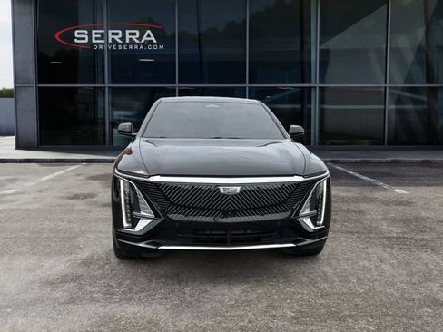 Certified 2024 Cadillac Lyriq Luxury w/ LPO, Floor Liner Package AWD/4WD image 8