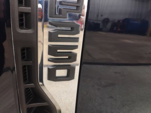 Certified 2023 Ford F250 XL image 9