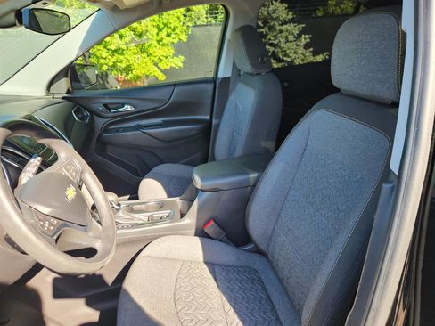Used 2022 Chevrolet Equinox LT image 25