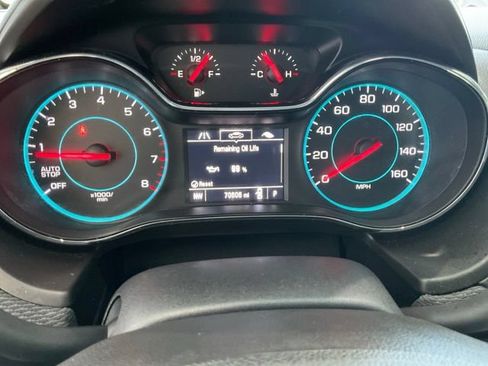 Used 2018 Chevrolet Cruze LT w/ Convenience Package FWD image 8