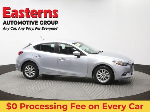 Used 2017 MAZDA MAZDA3 Sport FWD image 46