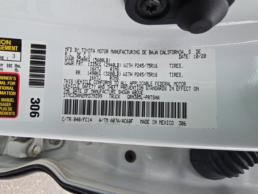 Certified 2021 Toyota Tacoma SR5 AWD/4WD image 39