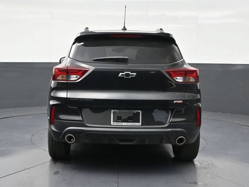 Used 2022 Chevrolet TrailBlazer RS w/ Sun and Liftgate Package FWD image 4