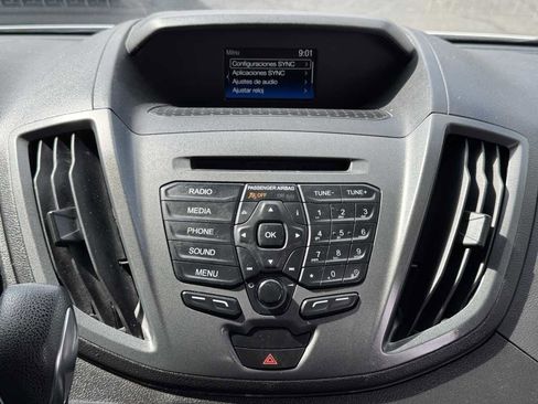 Used 2019 Ford Transit 250 130 Medium Roof RWD image 22
