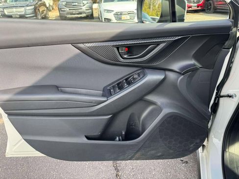 Used 2019 Subaru Crosstrek 2.0i Premium image 14