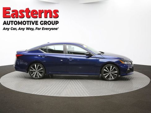 Used 2022 Nissan Altima 2.5 SR FWD image 43