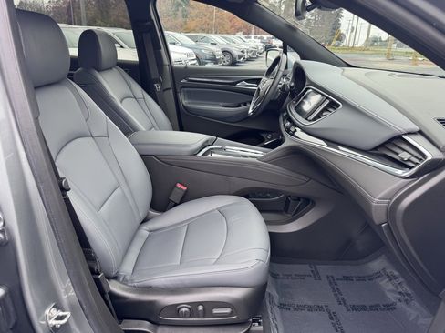 Used 2023 Buick Enclave Essence w/ Sport Touring Edition image 23