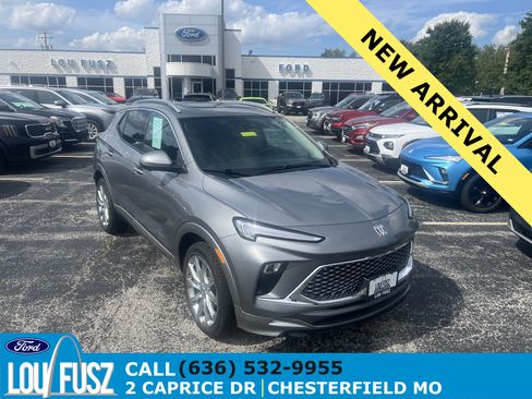 Used 2024 Buick Encore GX Avenir w/ Avenir Technology Package AWD/4WD image 1