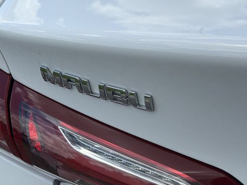 Certified 2022 Chevrolet Malibu LT w/ Leather Package FWD image 13