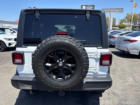 Used 2021 Jeep Wrangler Unlimited Sport AWD/4WD image 15
