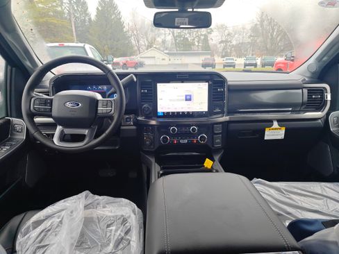 New 2026 Ford F250 Lariat w/ Lariat Ultimate Package image 8