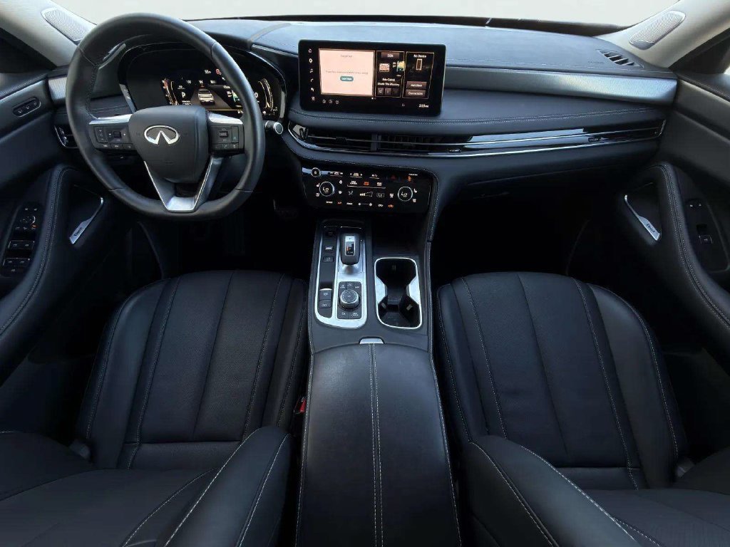 Used 2026 INFINITI QX60 Luxe w/ Cargo Package FWD image 17