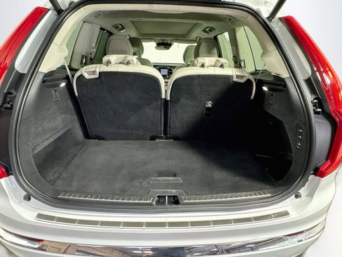 Used 2022 Volvo XC90 T8 Inscription AWD/4WD image 33