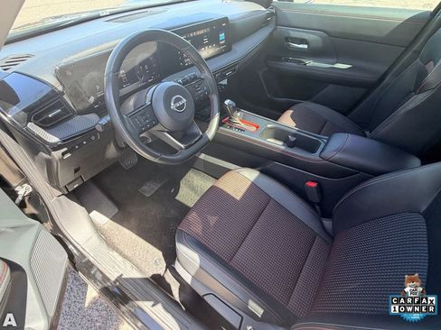 Used 2025 Nissan Kicks SR w/ SR Premium Package FWD image 12