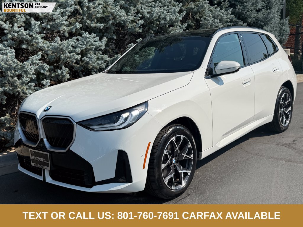 Used 2025 BMW X3 xDrive30i AWD/4WD image 3