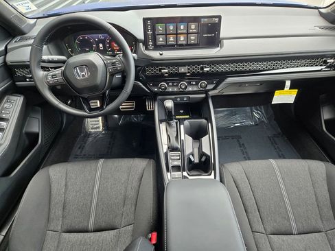 Used 2025 Honda Accord Sport image 12