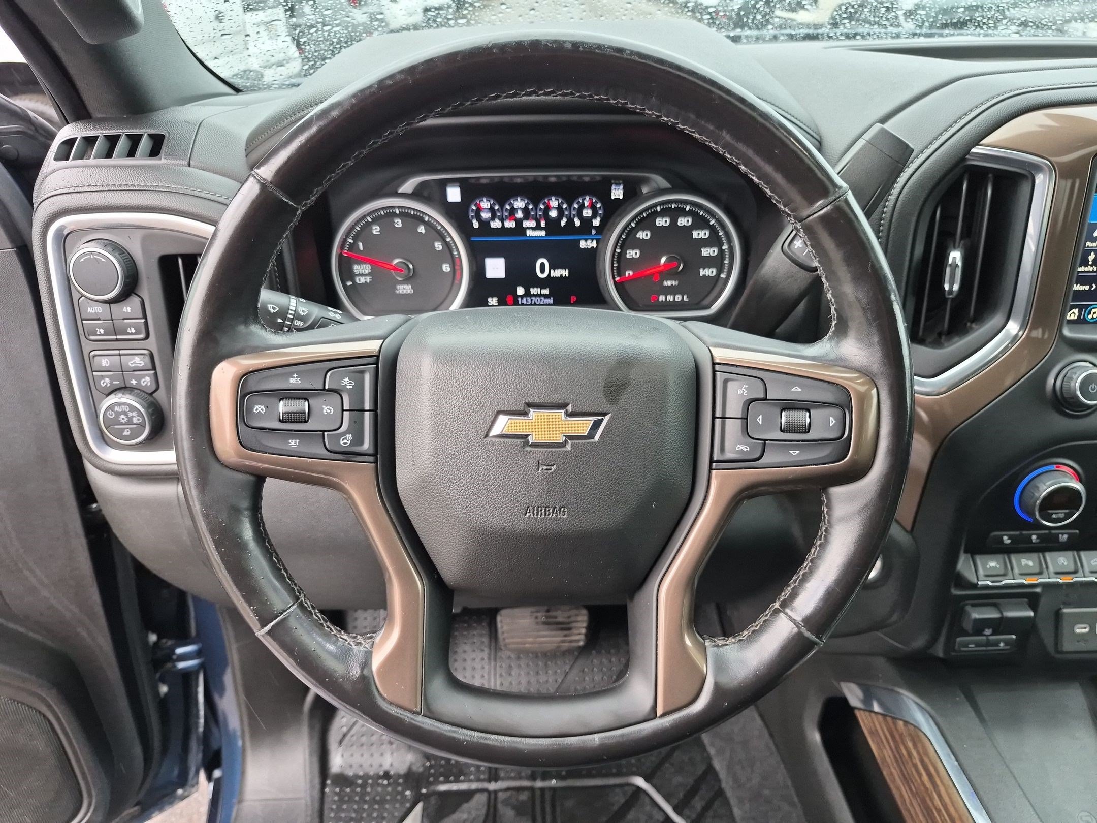 Used 2019 Chevrolet Silverado 1500 High Country w/ Technology Package AWD/4WD image 17