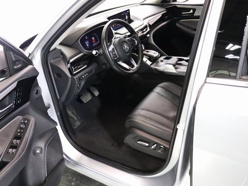 Used 2023 Acura MDX SH-AWD w/ Technology Package image 16