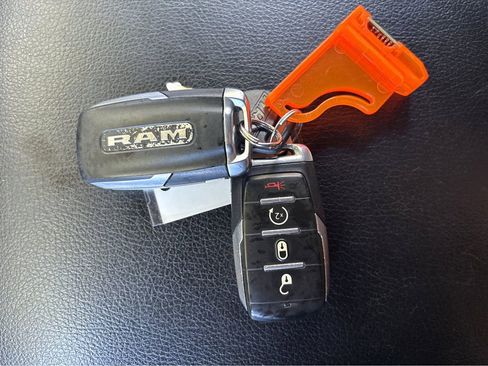 Used 2022 RAM 1500 Big Horn AWD/4WD image 31