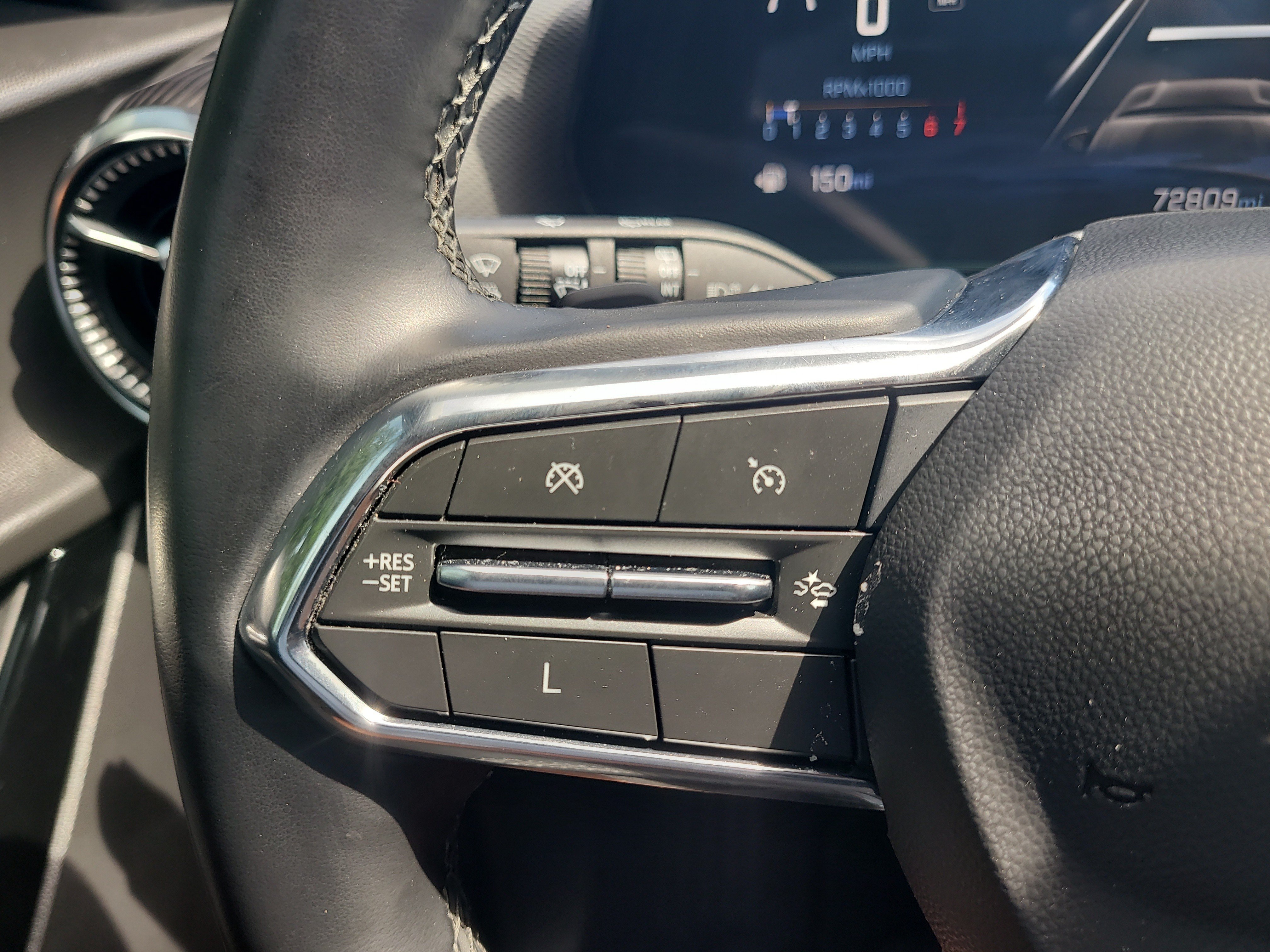 Used 2025 Chevrolet Equinox LT w/ Safety and Technology Package FWD image 28