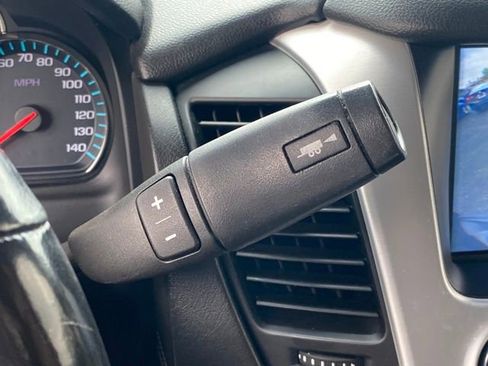 Used 2019 GMC Yukon SLE w/ SLE Value Package image 12