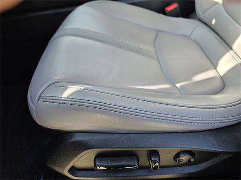 Used 2025 Honda Pilot Touring image 18