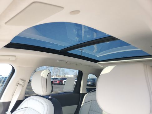 New 2026 Lincoln Nautilus Black Label AWD/4WD image 10