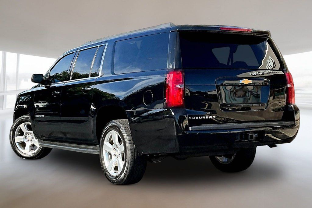 Used 2017 Chevrolet Suburban LT AWD/4WD image 4