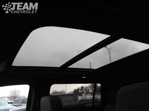 Used 2024 GMC Yukon XL AT4 w/ AT4 Premium Plus Package image 12