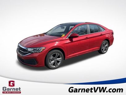 Used 2023 Volkswagen Jetta SE w/ Panoramic Sunroof Package