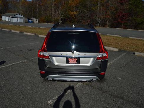 Used 2016 Volvo XC70 T5 Premier w/ Proximity Package image 10