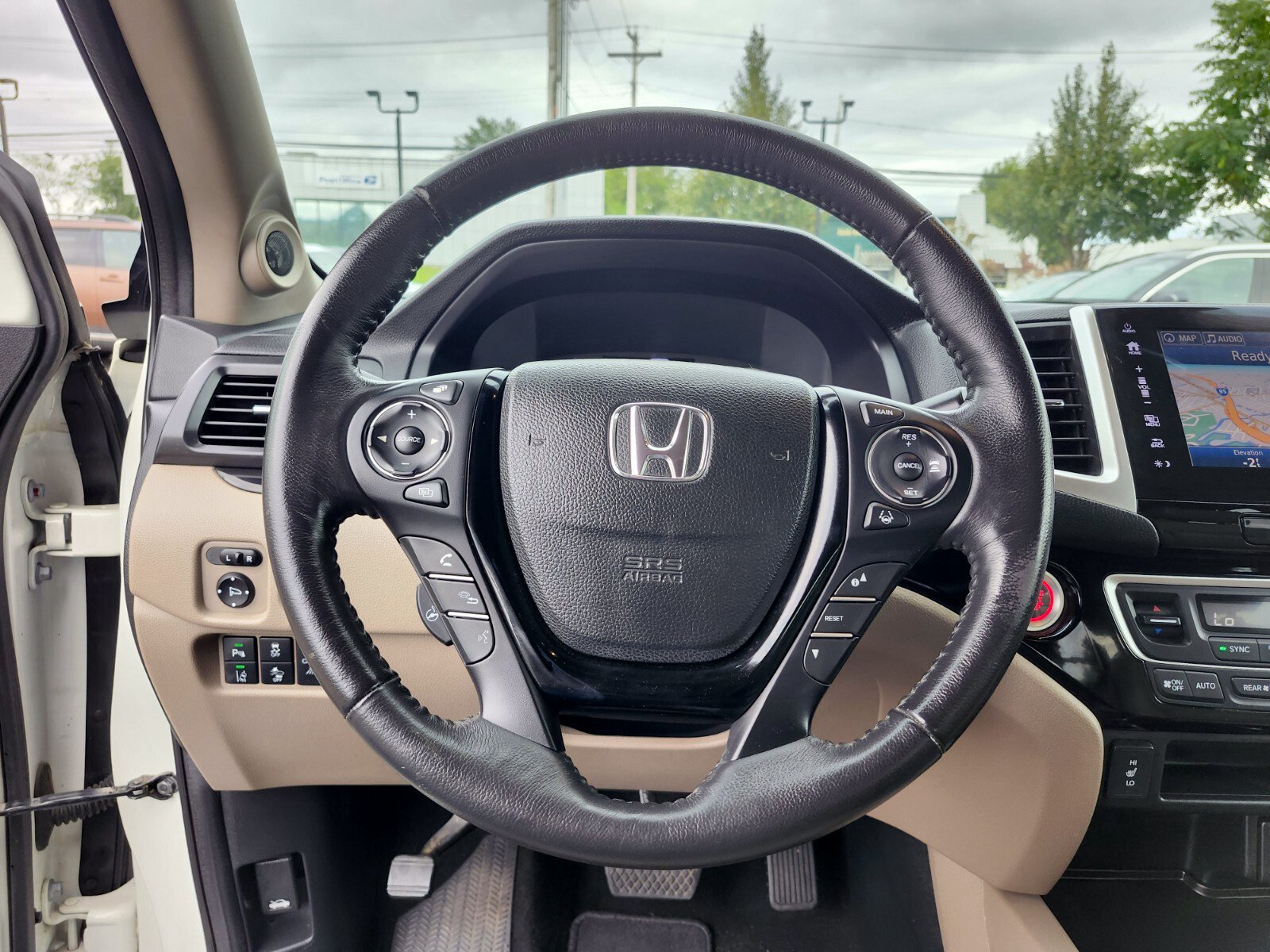 Used 2017 Honda Ridgeline RTL-E image 26
