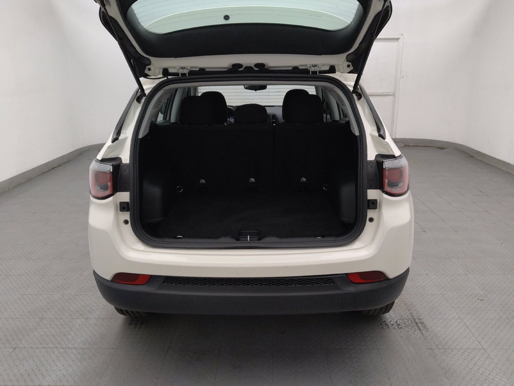 Used 2020 Jeep Compass Sport AWD/4WD image 29