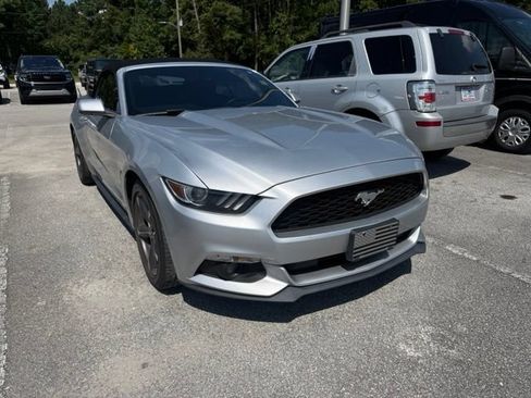 Used 2017 Ford Mustang Convertible w/ Equipment Group 051A RWD image 2