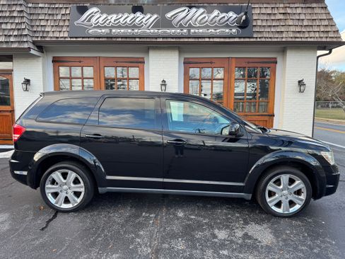 Used 2009 Dodge Journey SXT image 1