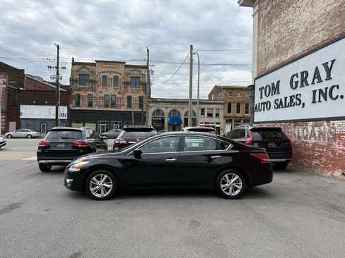 Used 2013 Nissan Altima 2.5 SV image 5
