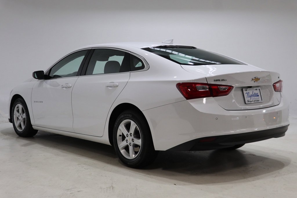 Used 2024 Chevrolet Malibu LT FWD image 5