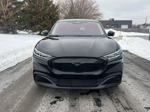 Used 2021 Ford Mustang Mach-E Premium image 2