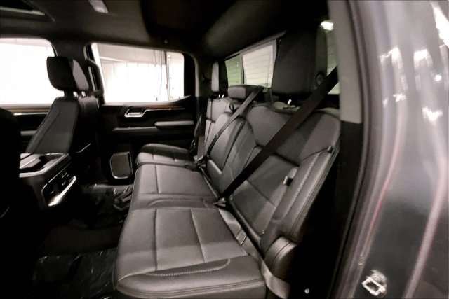 Used 2024 GMC Sierra 1500 Denali w/ Denali Reserve Package AWD/4WD image 26
